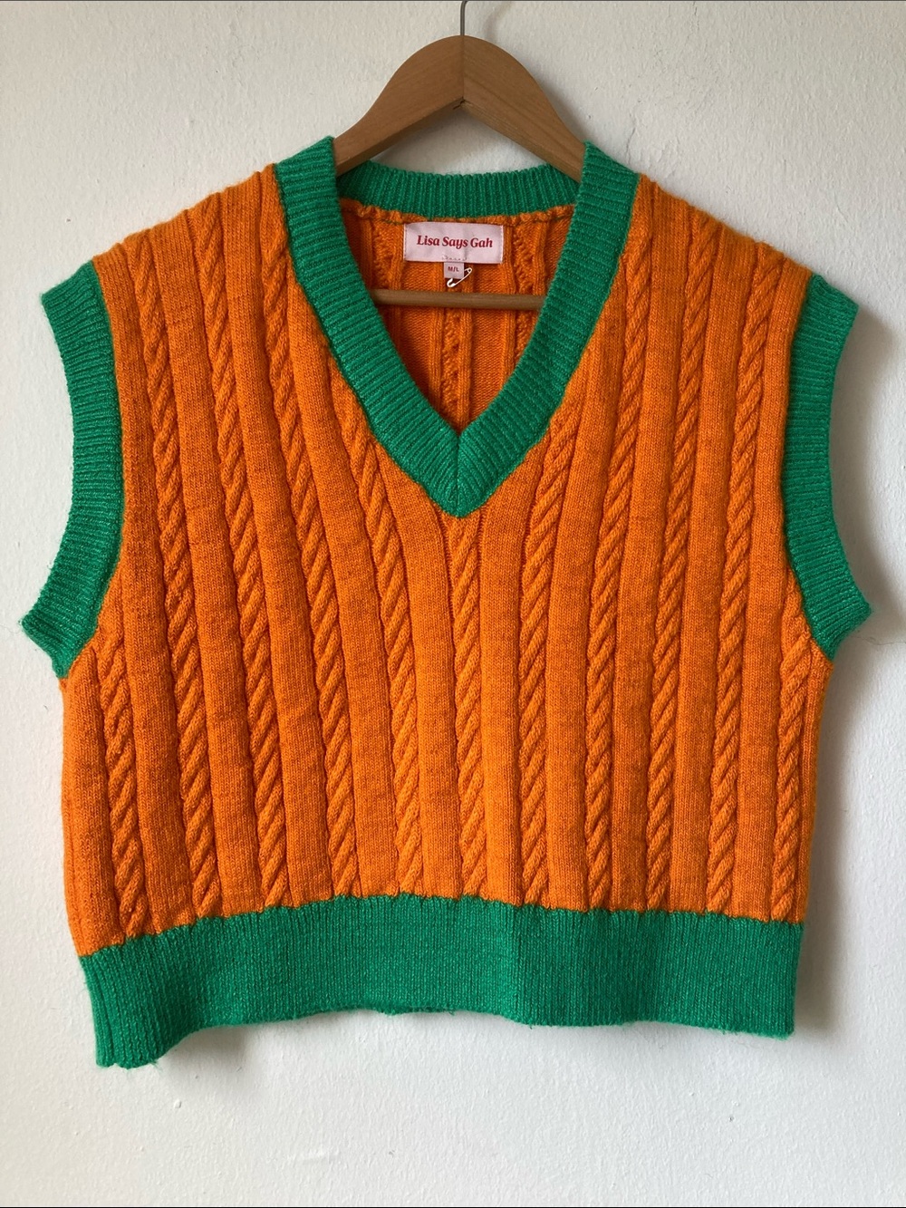 Lisa Says Gah orange & green cable knit sweater vest M/L